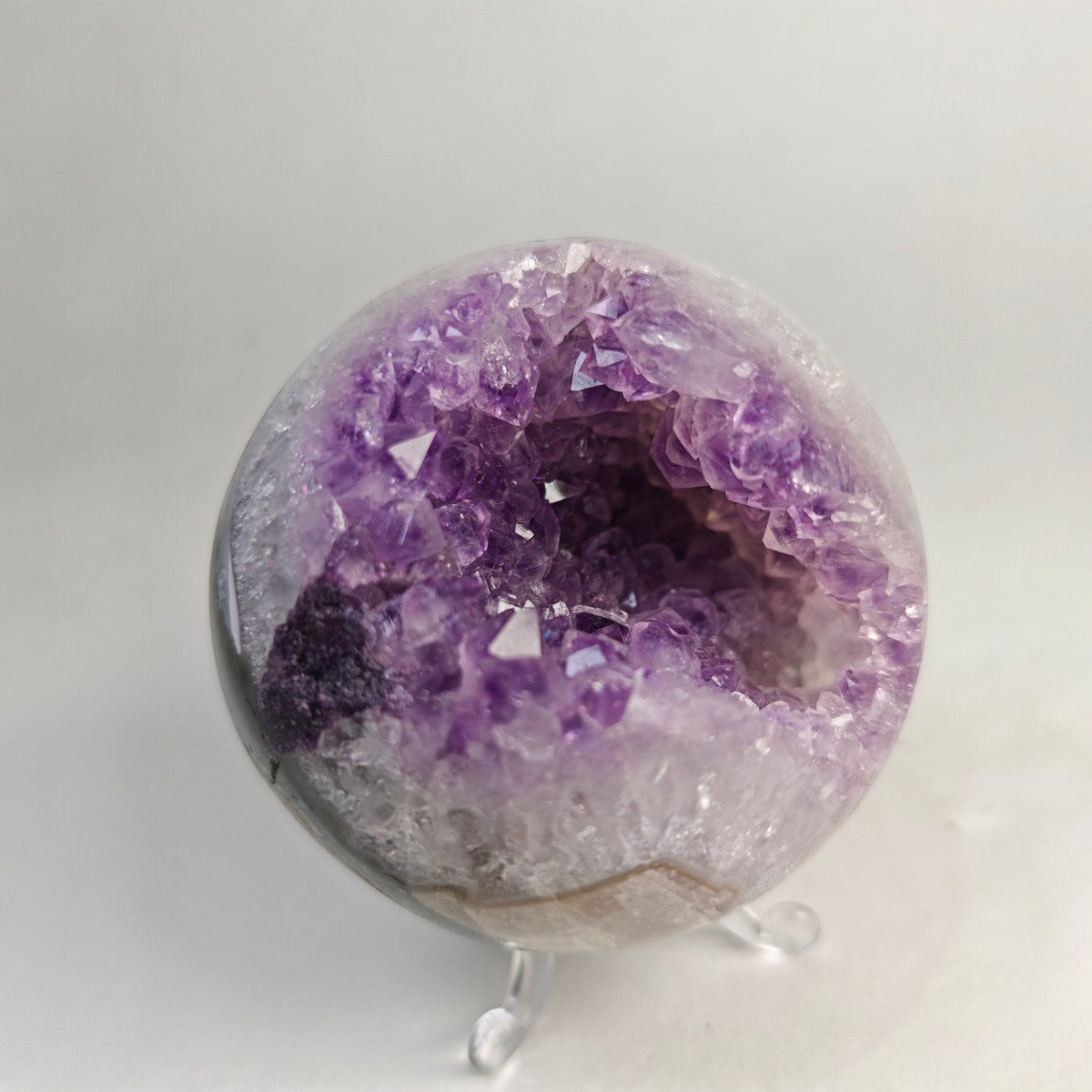 Amethyst Kugel mit Druse
