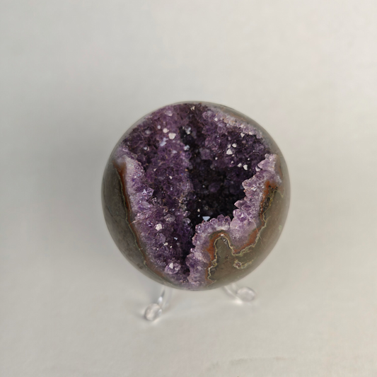 Amethyst Kugel mit Druse